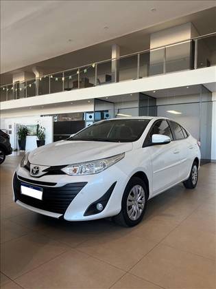 TOYOTA YARIS 1.3 16V FLEX XL LIVE MULTIDRIVE